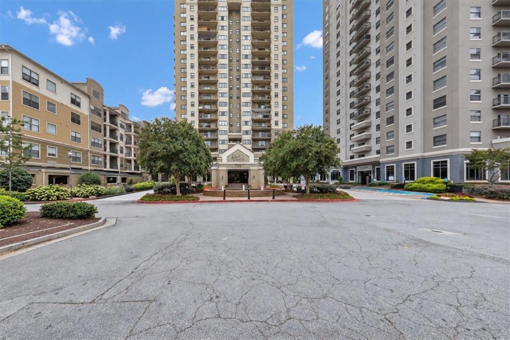799 Hammond Drive 406
