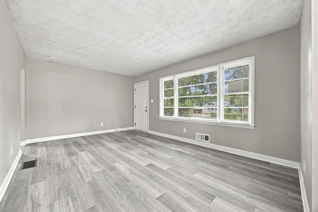 646 Bolton Road NW