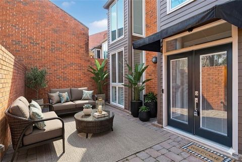 Townhouse For Sale - 1 Willow Glen<br/> Fulton County, Atlanta, GA 30342