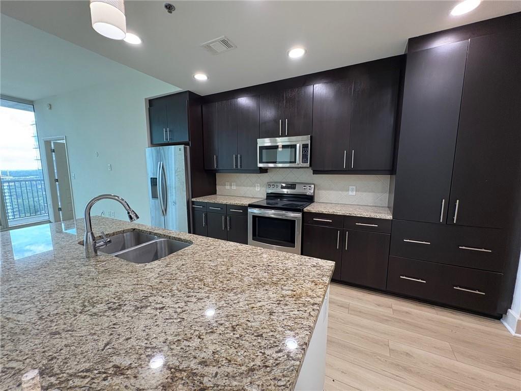 1080 Peachtree Street NE 2904