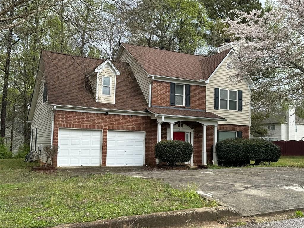 An estate sale, now with documents to sell. Whether you are a seasoned flipper or a handy homeowner looking for some sweat equity, this property has immense potential! Although the house needs some TLC, this house has a highly desirable floor plan. The house sits in the Oaktree neighborhood equipped with a swimming pool, tennis courts, and well maintained yards. In the community, you'll have quick access to Lenora Park, Stone Mountain, and all of the shops and restaurants of Downtown Snellville!