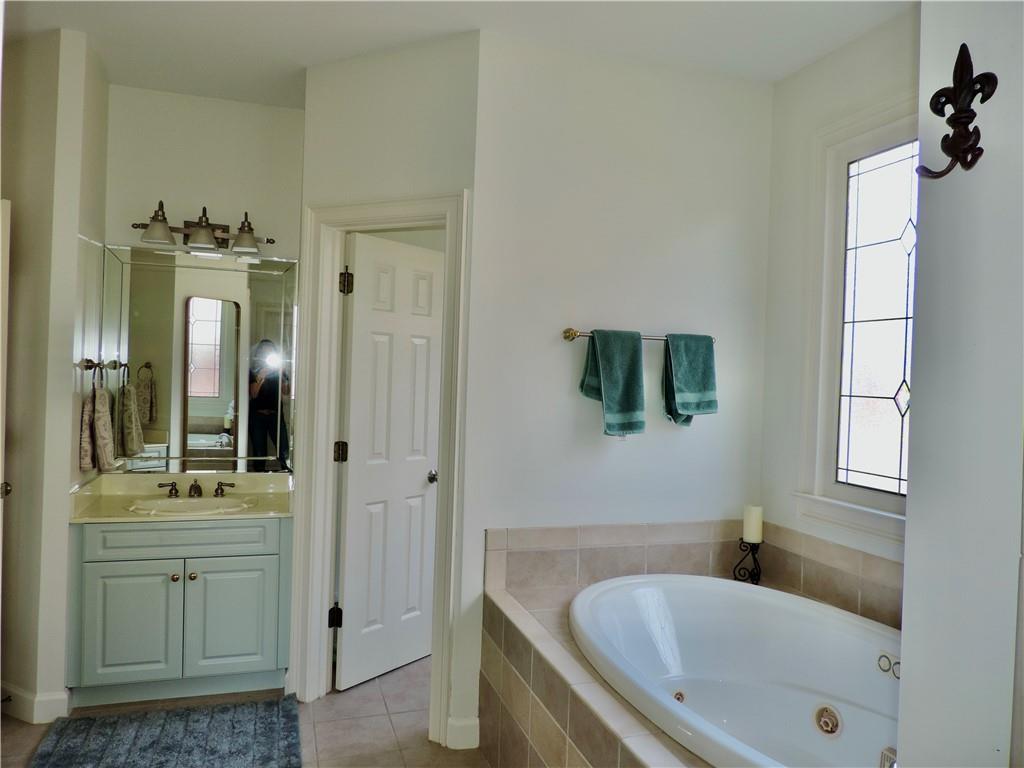 3706 Village Walk Drive, Peachtree Corners, Georgia image 32