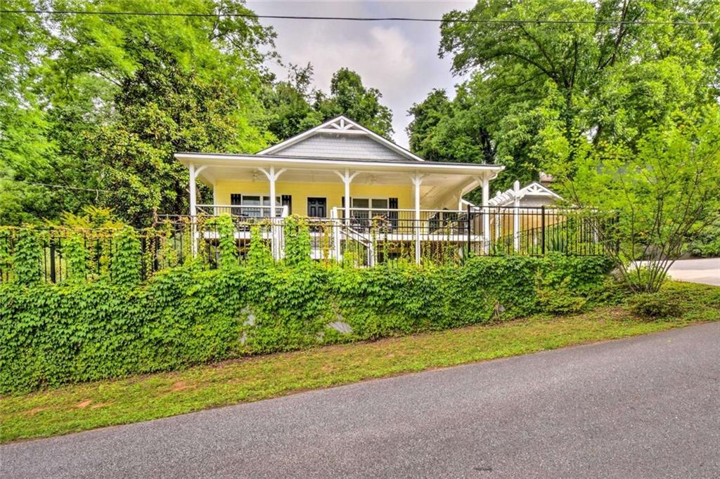 255 S Grove Street, Dahlonega, Georgia image 2