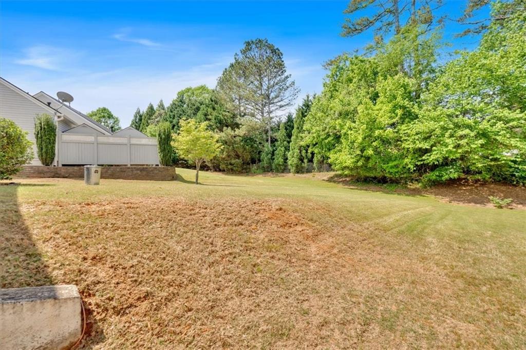 3321 Hampreston Way, Kennesaw, Georgia image 33