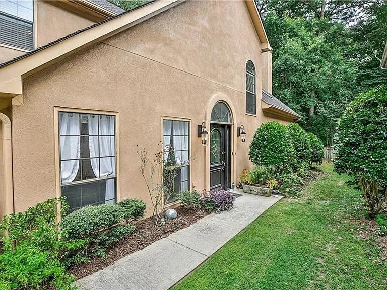 270 Sweetwater Trace