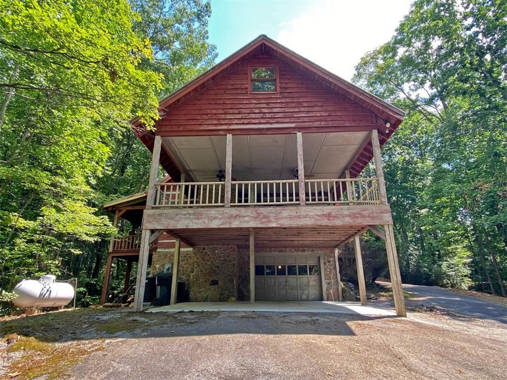 802 Pine Knot Drive
