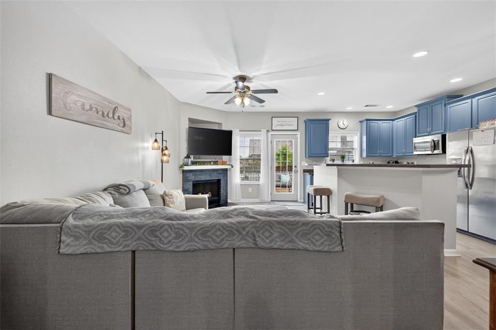 6485 Whitebeam Trail