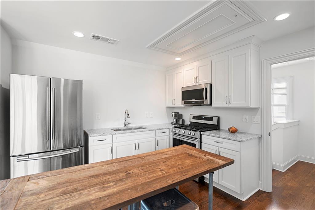 The Manor - Residential