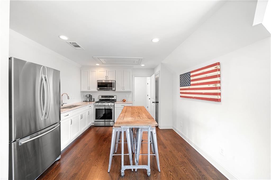 The Manor - Residential