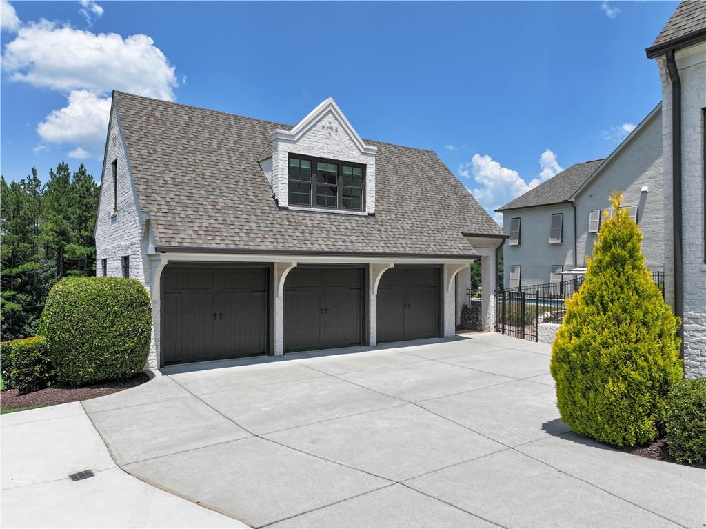 The Manor - Residential