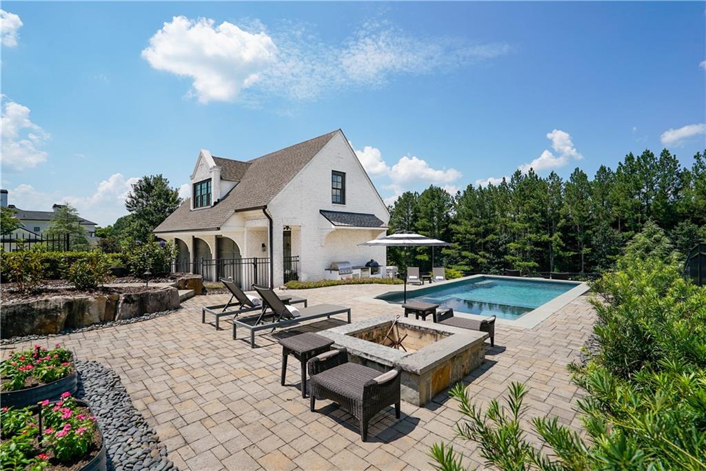 The Manor - Residential