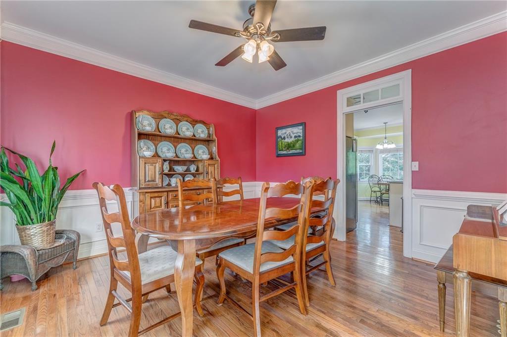 211 Westwood Drive, Calhoun, Georgia image 9