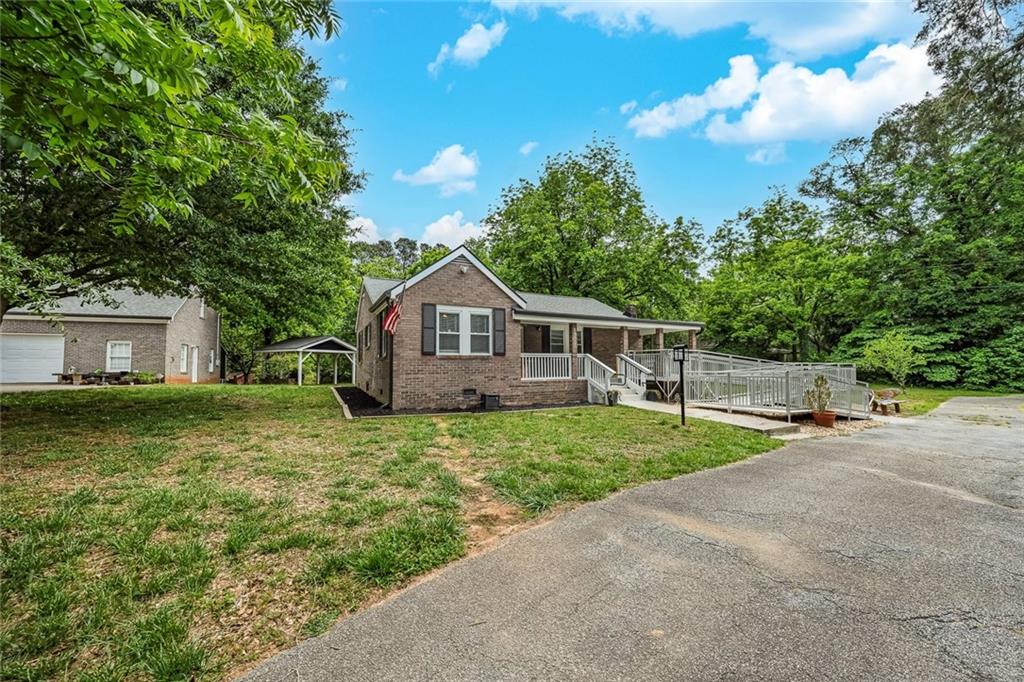 1953 Powder Springs Road SW