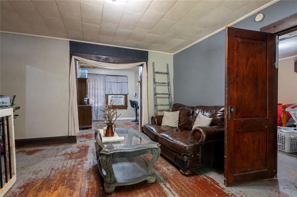 320 Pinecrest Road