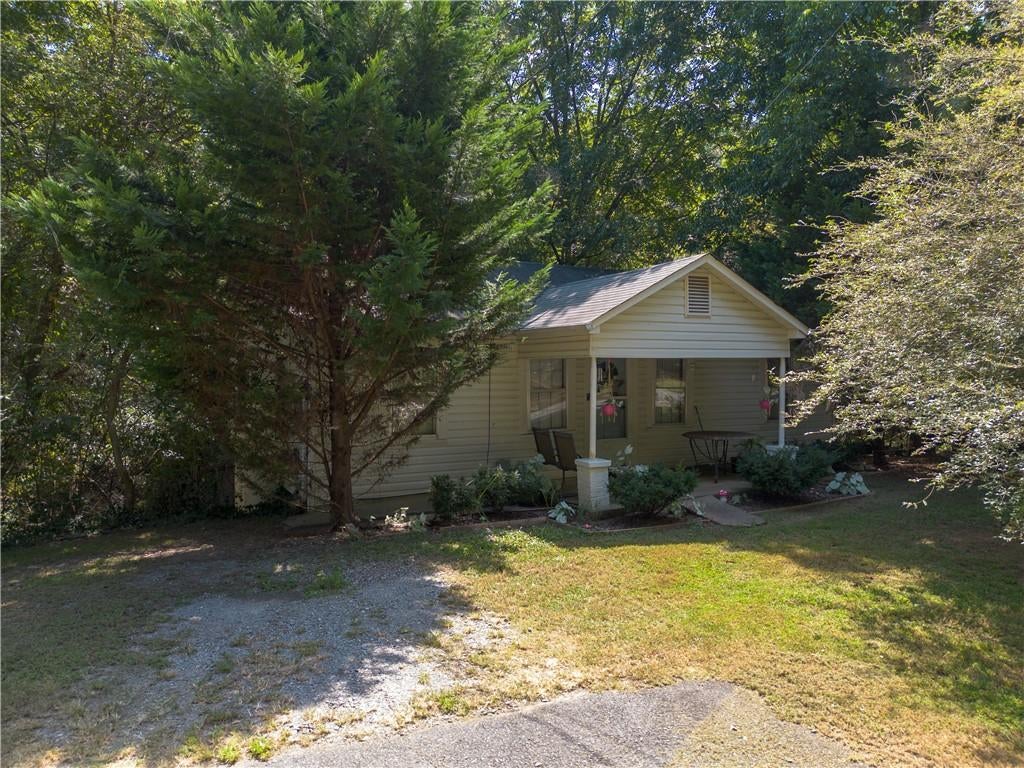 320 Pinecrest Road