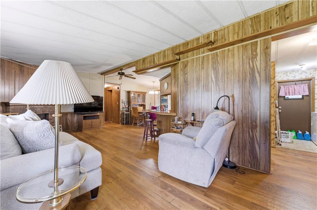 85 Honeysuckle Drive SW