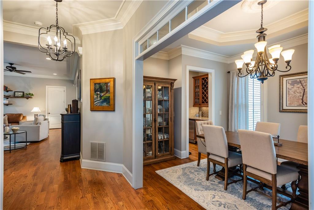 1554 Mercer Avenue