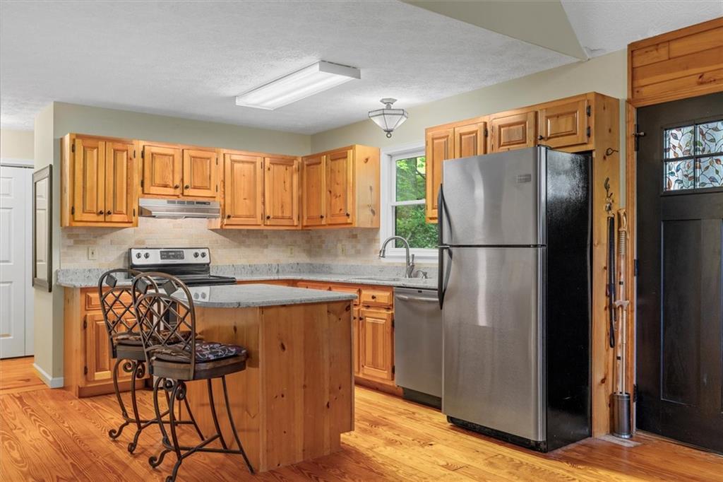 1083 Mountain Oak Road