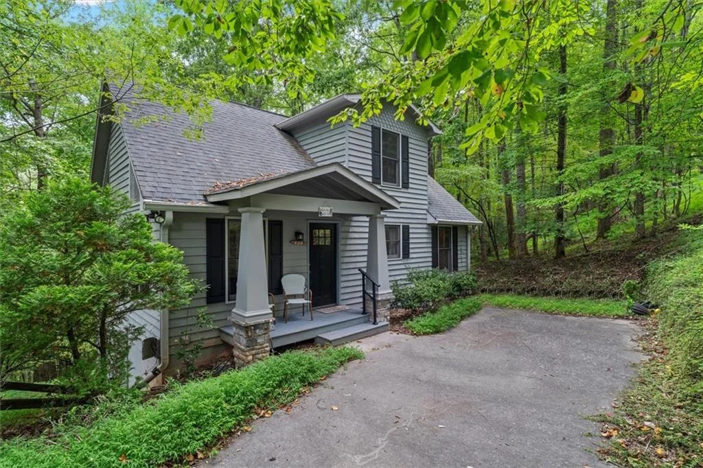 1083 Mountain Oak Road