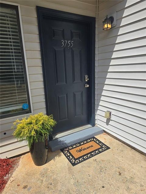Condo For Sale - 3755 Mulkey Cir<br/> Marietta, GA 30008