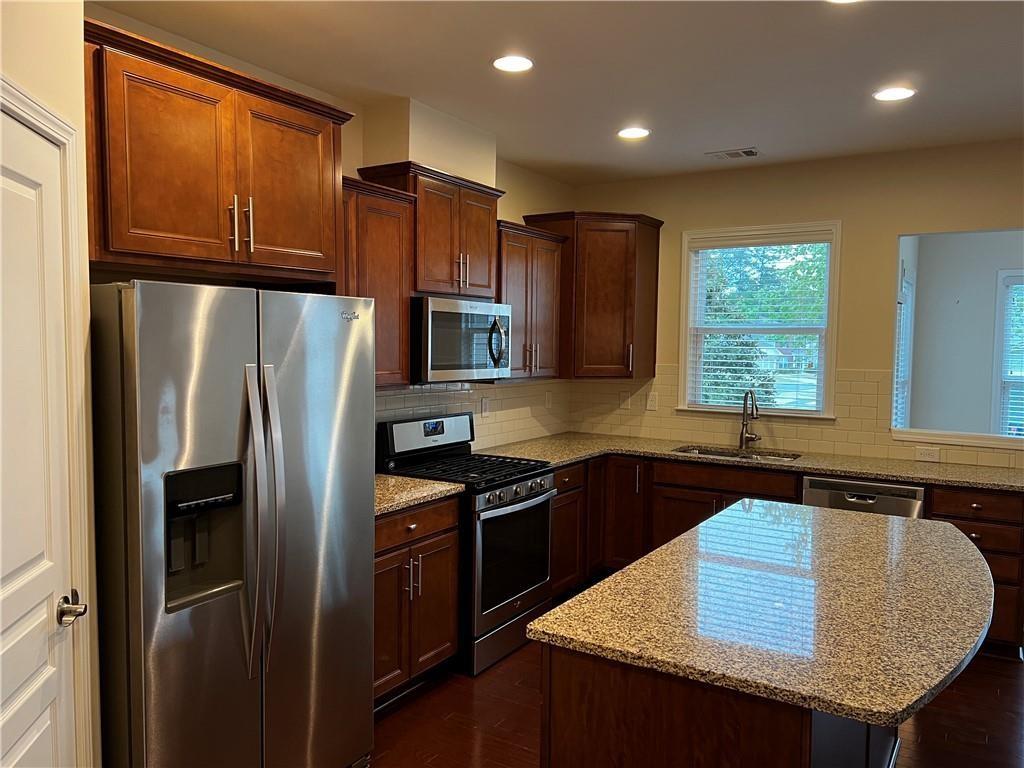 Woodview Enclave - Residential Lease