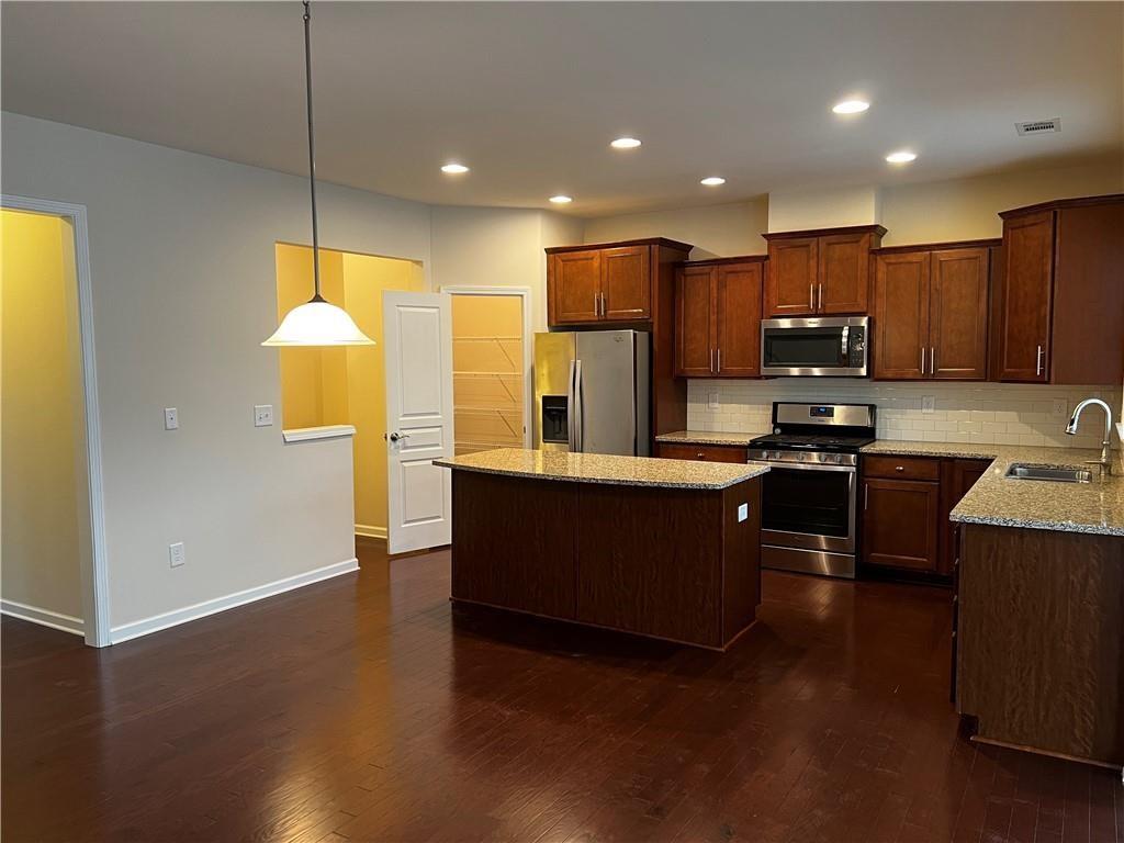 Woodview Enclave - Residential Lease