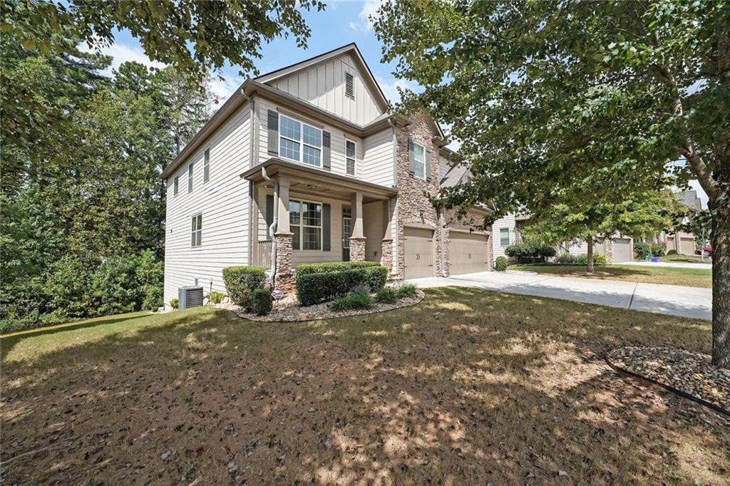 4449 Amberleaf Walk