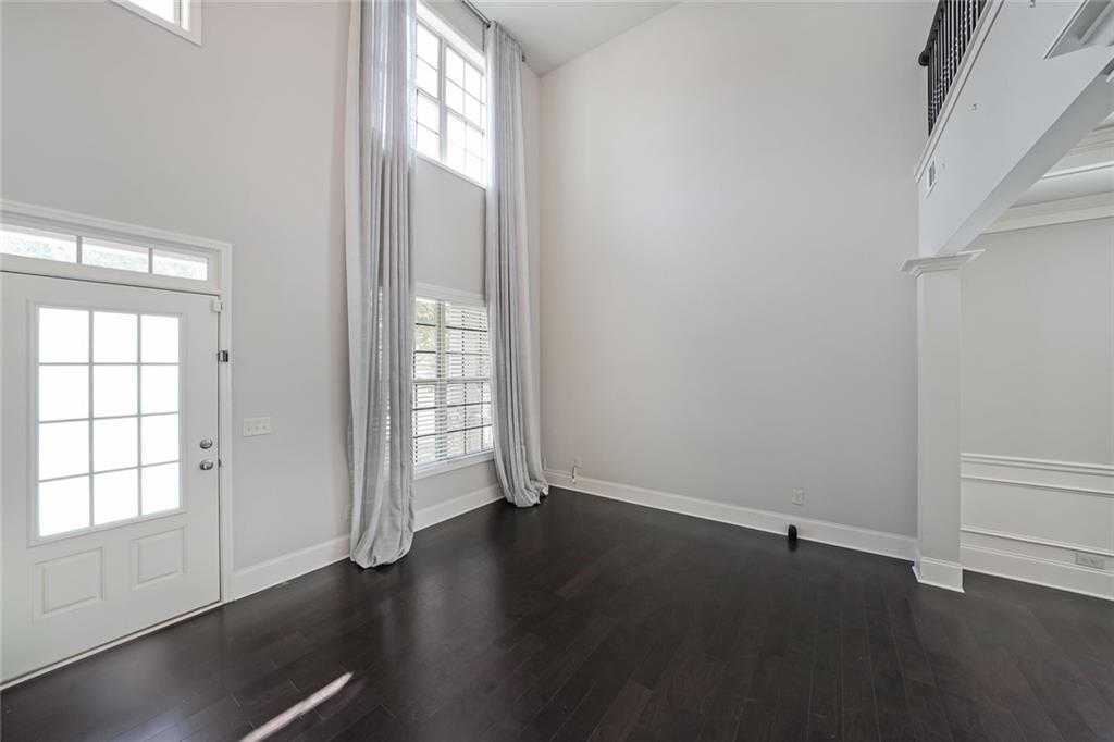 4449 Amberleaf Walk