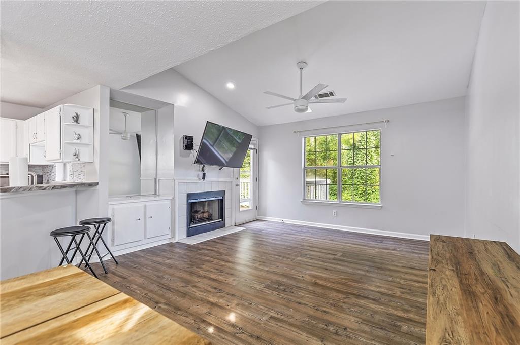 3271 Long Iron Place