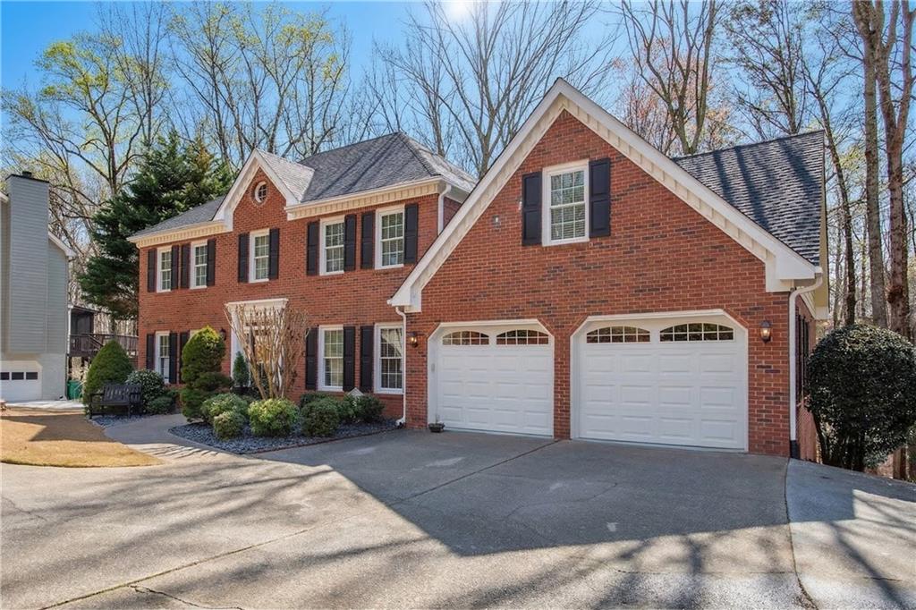 4142 Barberry Drive NE