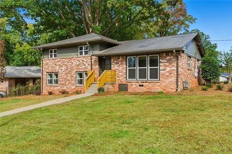 Photo of 3838 Danbury Lane, Decatur, GA 30032 (MLS # 7699989)