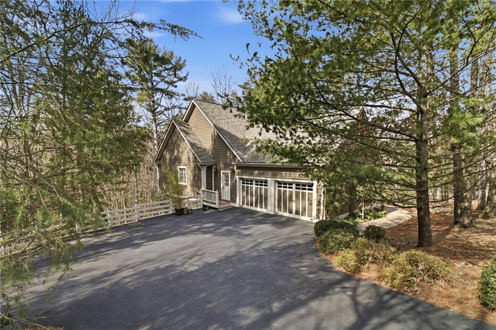 89 Bluestern Drive NW