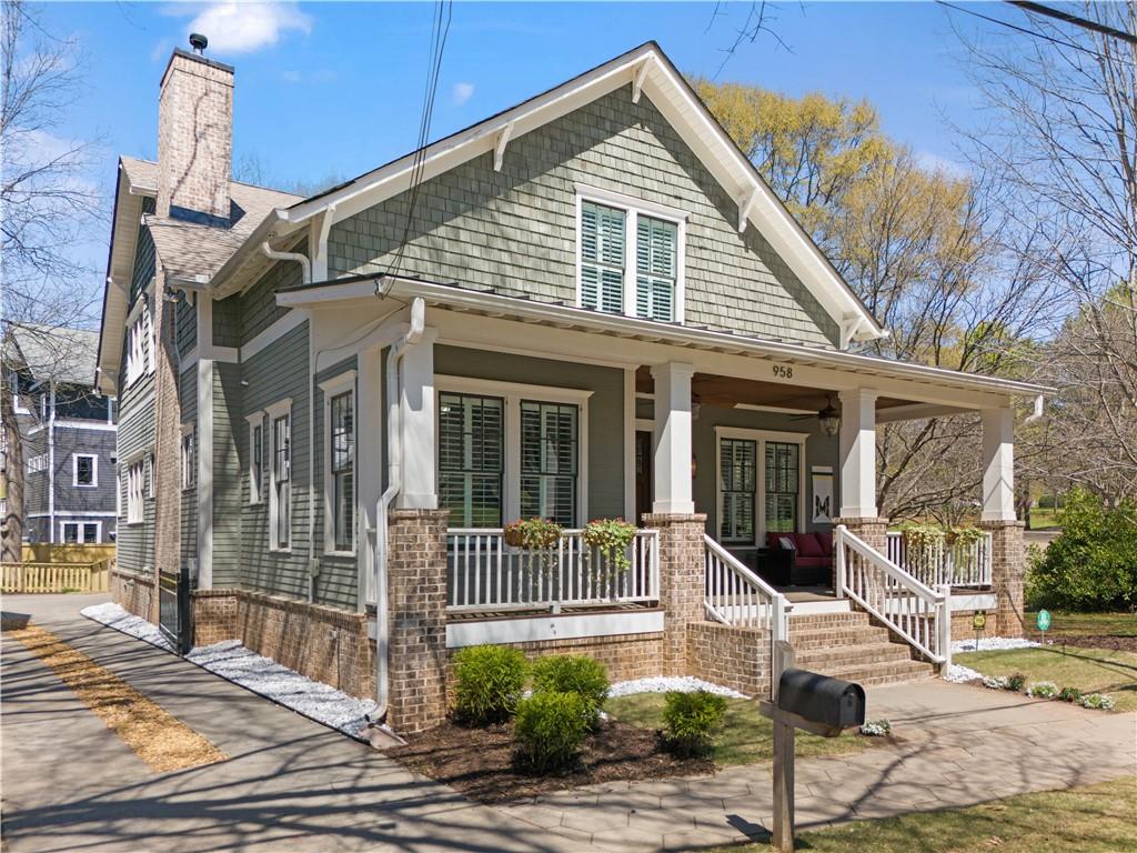 958 Austin Avenue NE