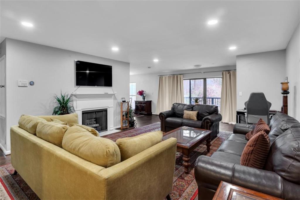 1114 Pine Heights Drive