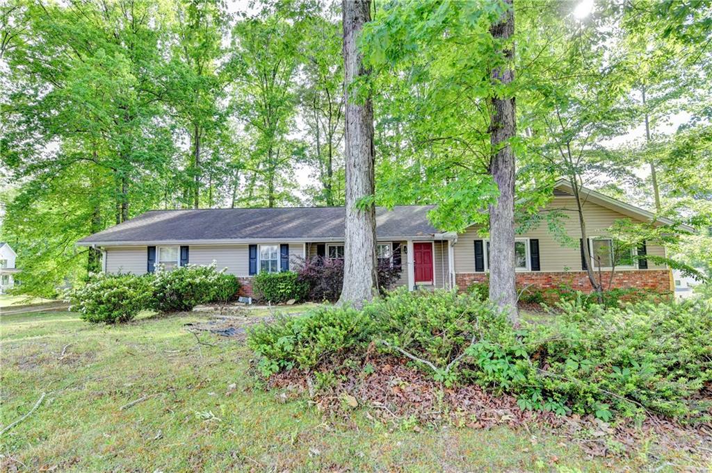 3740 Clubland Drive