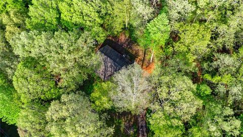 A home in Dawsonville