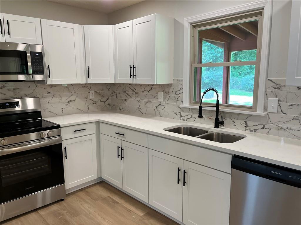 7562 Asbury Manor Drive