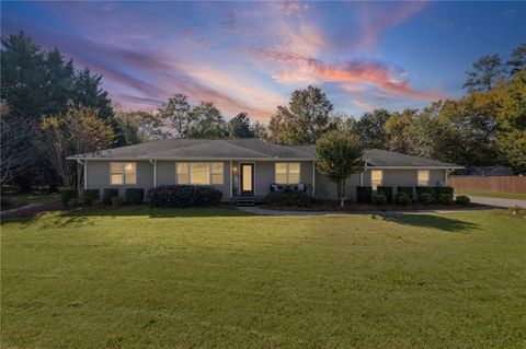 Homes For Sale - 4675 Pittman Road<br/> Cumming, GA 30040