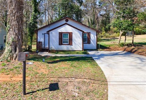141 Nathan Road Atlanta GA 30331