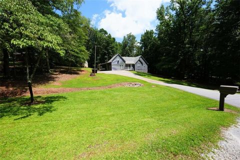 Homes For Sale - 7908 Lambert Road<br/> Winston, GA 30187