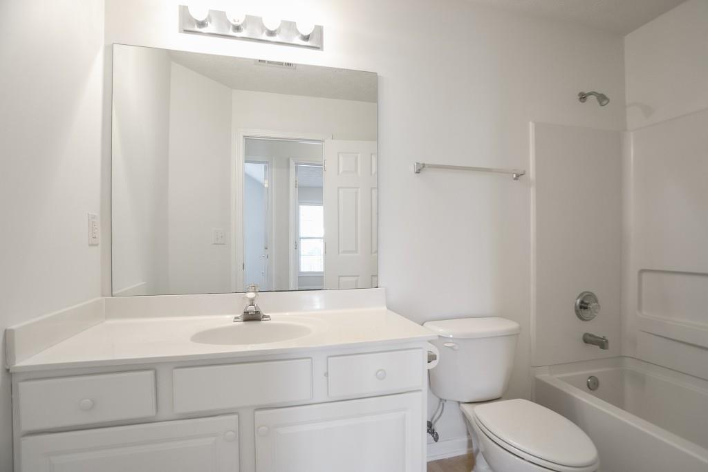 1056 Fern Valley Way, Dacula, Georgia image 35