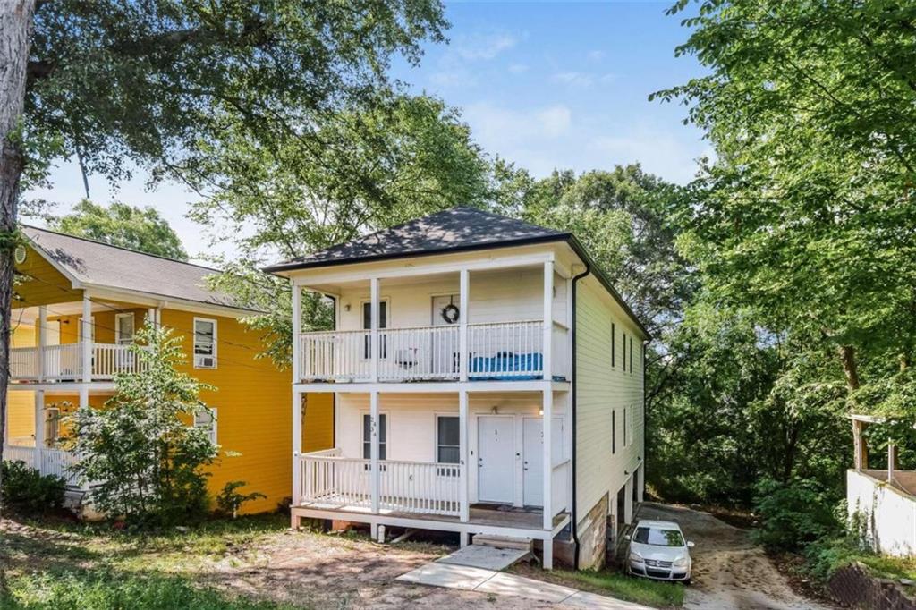 This charming 4 bedroom, 2 bathroom home is exactly what you have been looking for. As you venture to the front door, you will be met with a lovely porch, perfect for enjoying your morning coffee before starting your day. Once inside, you will find a welcoming and comfortable living space. The kitchen will be a delight to cook and entertain in, boasting stainless steel appliances and ample counter space for meal prep. Relax in style in the primary bedroom, featuring a sizable closet and an en suite bathroom. Act quickly to make this your new home!
Deposit determined by credit score. Applicant to verify school. Renter insurance is required. Landscaping and pest control are Tenant responsibilities. The property allows self-guided viewing without an appointment. This home accepts Section 8.
Access Instructions: Enter Unit 1 door to find the Rently; Please return key to the Rently box, please do not leave any door unlocked, if told otherwise please contact Sylvan Homes immediately for you might be a victim of a scam.