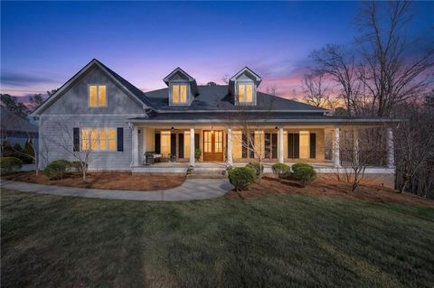 Homes For Sale - 123 Reflections Point<br/> Fayetteville, GA 30215