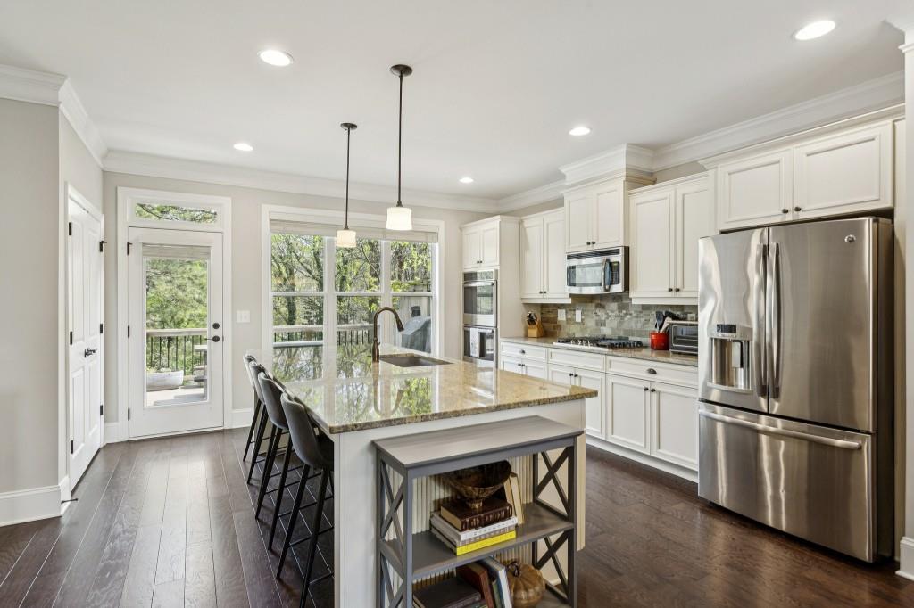 1291 Linden Court NE