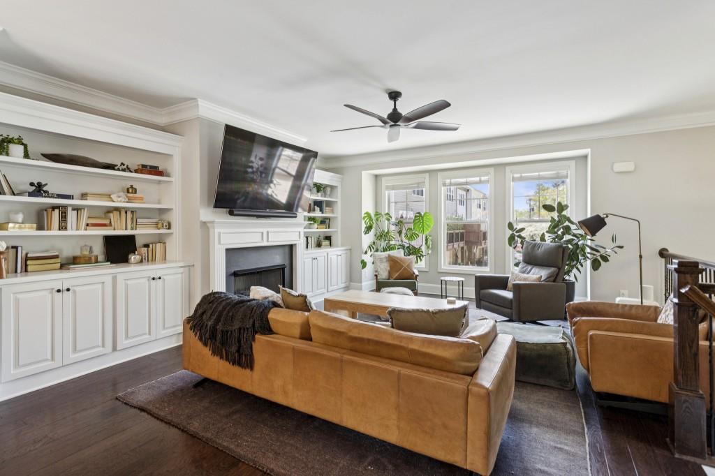 1291 Linden Court NE