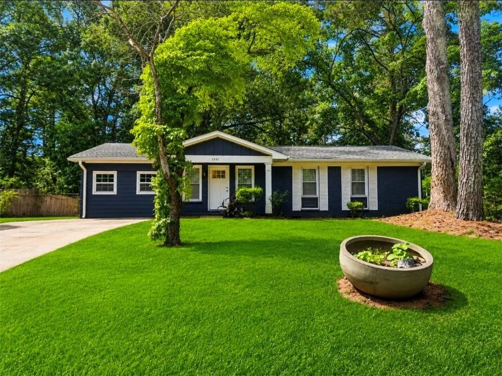 1551 Pine Glen Circle