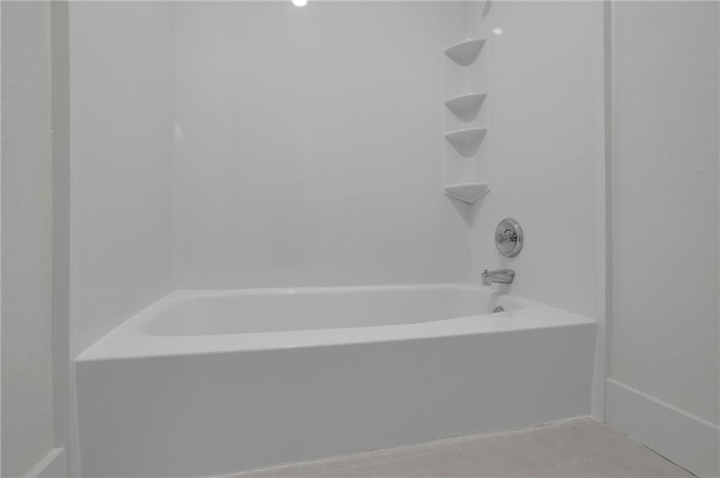 4717 Westhampton Drive, Tucker, Georgia image 16