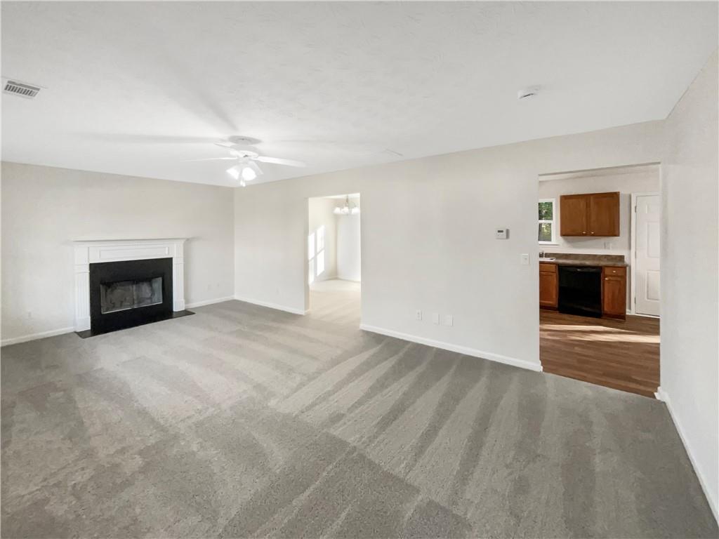 532 Hemlock Drive, Winder, Georgia image 4