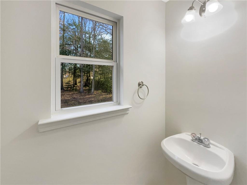532 Hemlock Drive, Winder, Georgia image 18