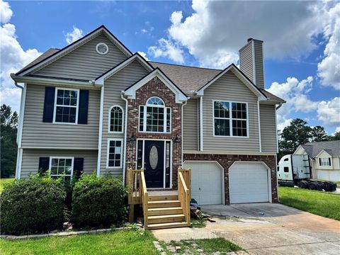 1121 Grove Trail Pass Douglasville GA 30134